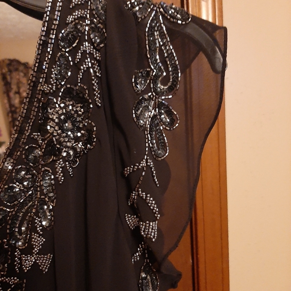 NWT attached. J KARA flutter sleeve cocktail dress. BLACK, BEADS, size 16P - Picture 7 of 8